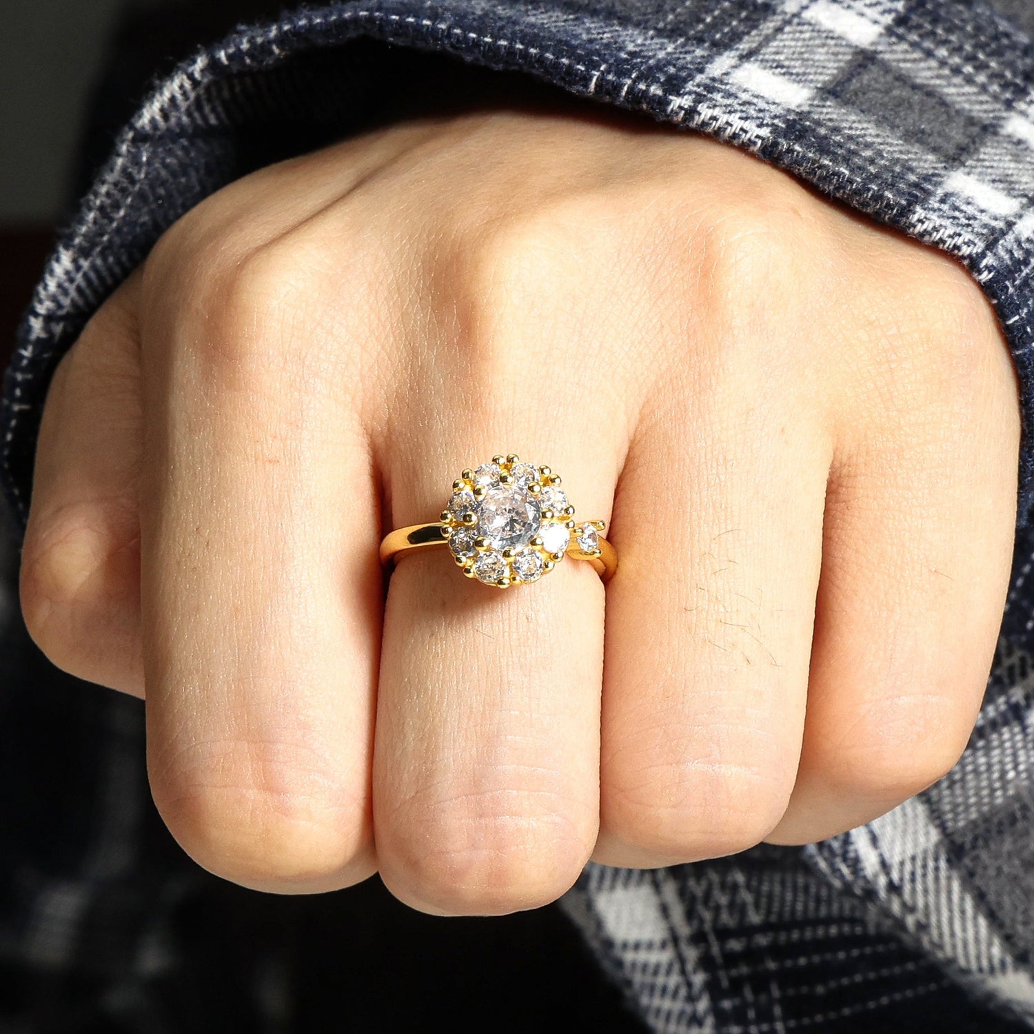 To My Daugher - Bud Spinner Clam Ring