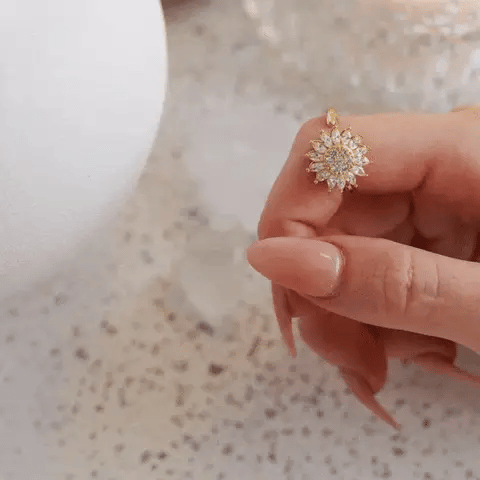 Sunflower Spinner Clam Ring